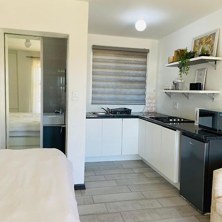 Moh Ville Guest House Maseru Ngoại thất bức ảnh