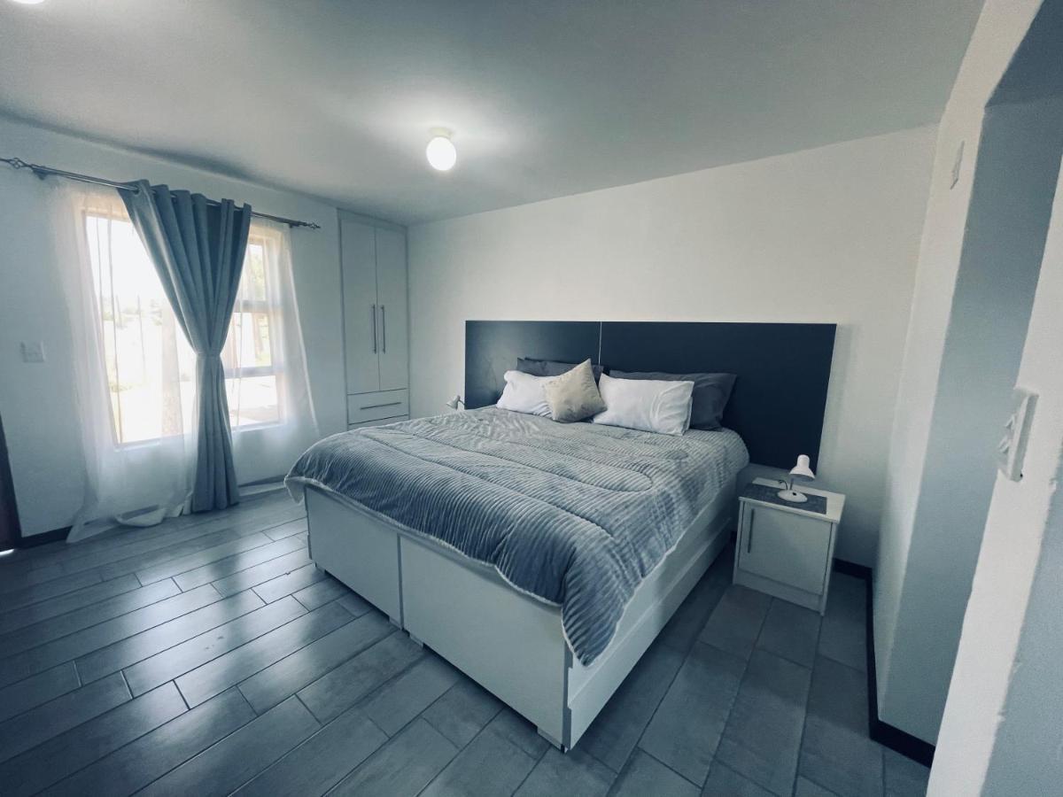 Moh Ville Guest House Maseru Ngoại thất bức ảnh
