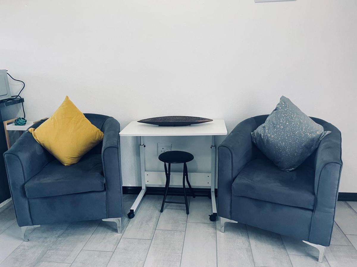 Moh Ville Guest House Maseru Ngoại thất bức ảnh